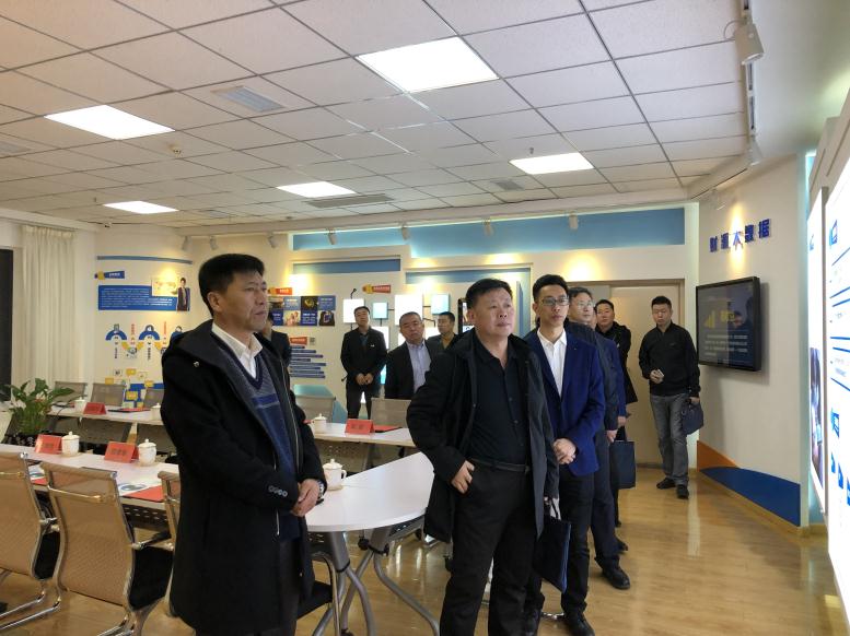 四平市铁东区王学民区长一行莅临4688美高梅集团集团考察财路大数据项目